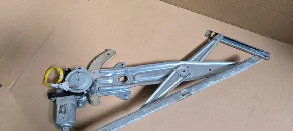 Suzuki Ignis Front door window regulator with motor 8340186G10 8340181G00 8340176G00