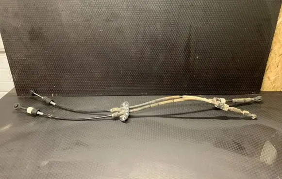 Ford Focus C-MAX Gear shift cable linkage 
