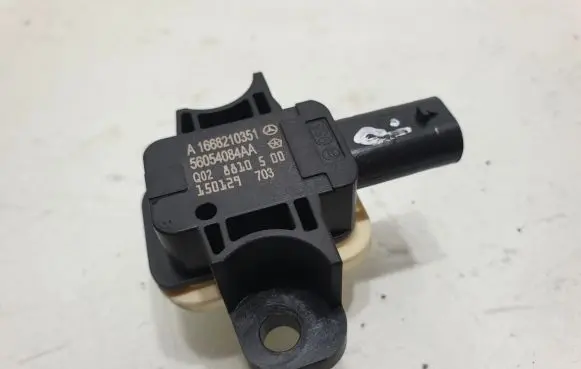 Jeep Grand Cherokee Airbag deployment crash/impact sensor 56054084AA