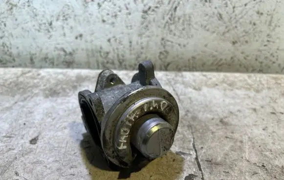 Skoda Fabia Mk2 (5J) EGR valve 045131501K 172708134 V101