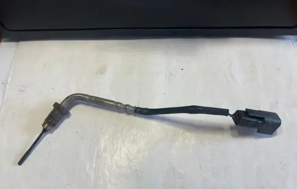 Exhaust gas temperature sensor