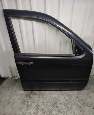 Mercedes-Benz ML W163 Front door