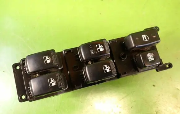 KIA Rio Quarter vent window switch 93570-1G110