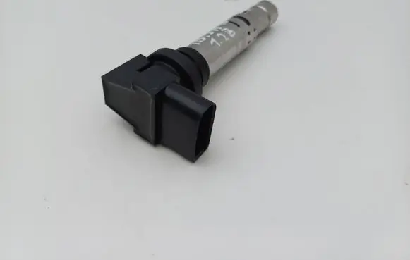 Seat Ibiza IV (6J,6P) High voltage ignition coil 036905715