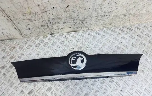 Opel Meriva B Trunk door license plate light bar 13268754 13268683 133067614