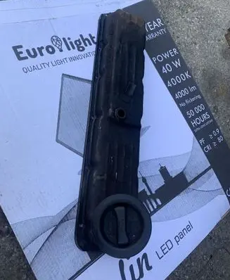 Volkswagen I LT Rocker cam cover 