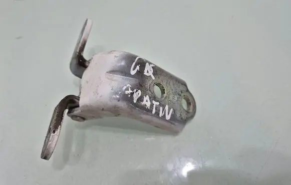 Hyundai Tucson TL Rear door lower hinge