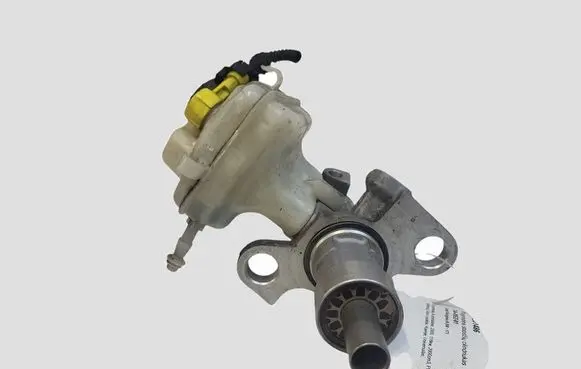 Opel Insignia A Master brake cylinder 03350890231