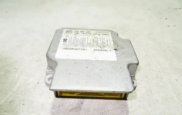 Volkswagen Touran I Airbag control unit/module 1T0909605