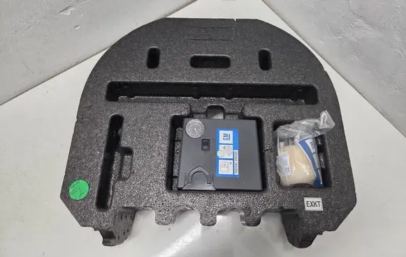 Opel Karl Glove box in trunk 95417967