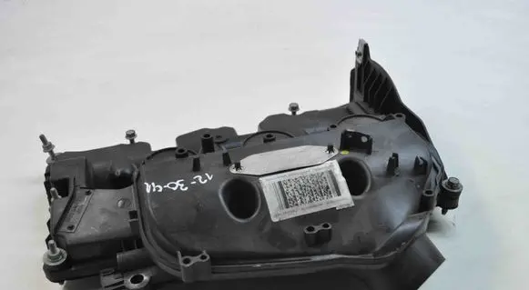 Land Rover Discovery 4 - LR4 Rocker cam cover 9X2Q9424ED
