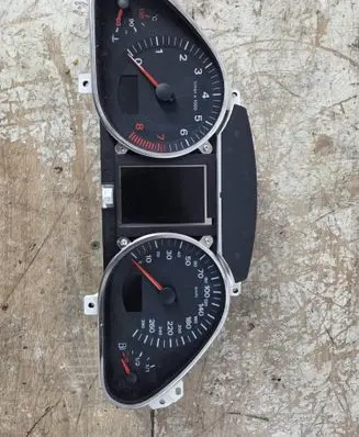 Audi A6 S6 C6 4F Speedometer (instrument cluster) 4F0920933H 4F0910930C 503001721701
