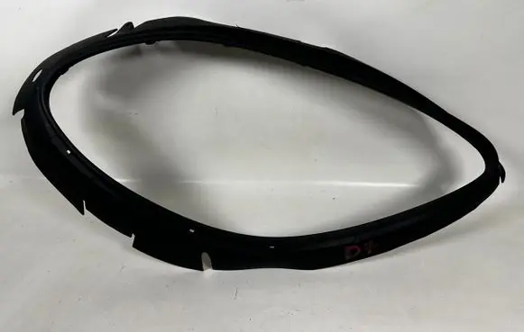 Porsche Macan (95B) Headlight/headlamp dust cover 