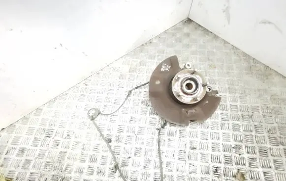 Hyundai Santa Fe Front wheel hub