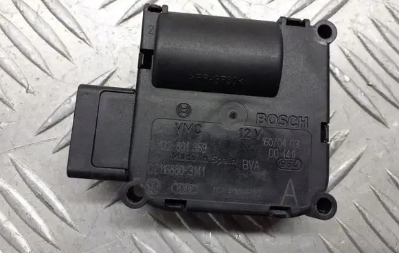 Audi A6 S6 C6 4F A/C air flow flap actuator/motor 0132801359