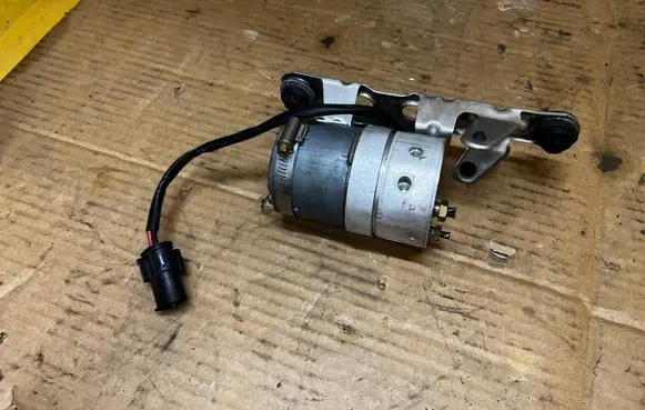 Porsche 911 996 ABS Pump 99635577541 0130108103
