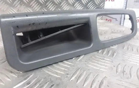 Volvo S40 Front door interior handle trim 8679474 3865