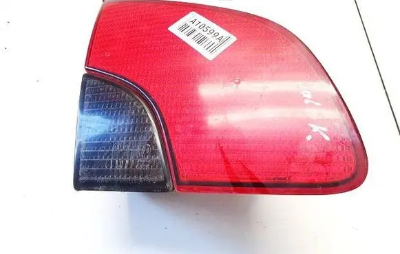 Tailgate rear/tail lights