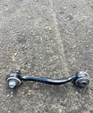 Rear control arm
