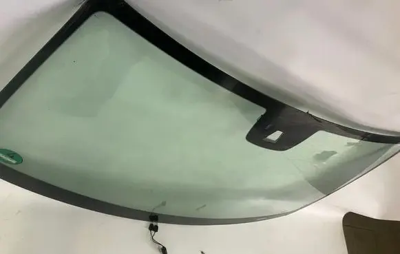 Mercedes-Benz E W212 Front windscreen/windshield window 