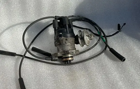 Mazda 323 Ignition distributor 14T73776 9122315 B3158609