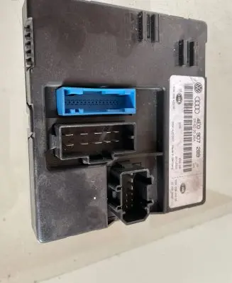 Audi A8 S8 D3 4E Comfort/convenience module 4E0907289 4E0910289A