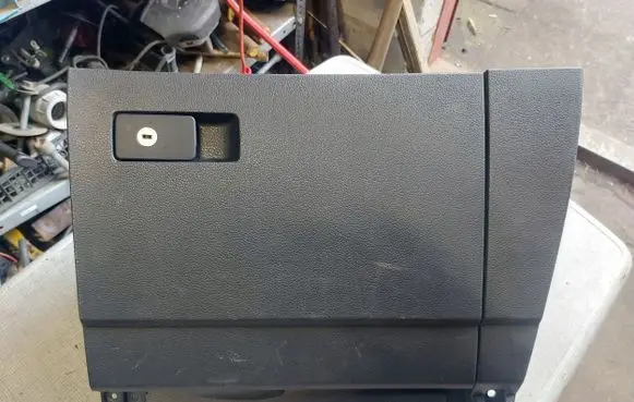 Seat Alhambra (Mk2) Glove box 7N1857114