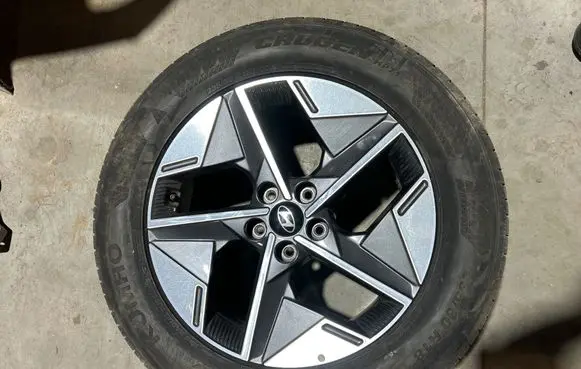 Hyundai Tucson IV NX4 R18 alloy rim 52910N7620