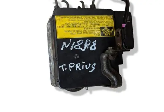 Toyota Prius (NHW20) ABS Pump 4451047050