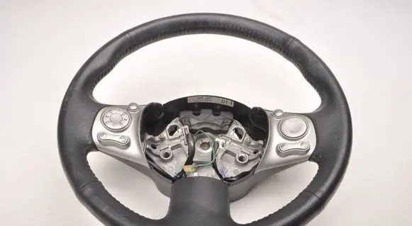 Nissan Micra Steering wheel 