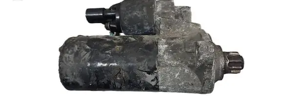 Volkswagen Touran I Starter motor 1005831332 025286 02E911023H