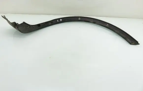 Suzuki SX4 Front arch trim 7722179J0