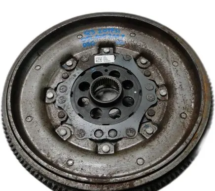 Audi Q3 F3 Dual mass flywheel 05L105266J