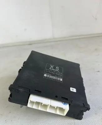 Subaru Impreza III Gearbox control unit/module 239590 1123009670 239670r