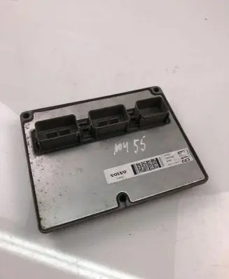 Volvo V50 Engine control unit/module ECU 30743371