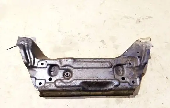 Volkswagen Polo IV 9N3 Front subframe
