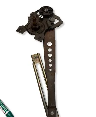 Mercedes-Benz W123 Rear window lifting mechanism without motor 355