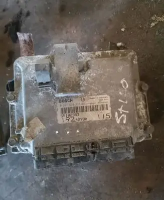 Fiat Stilo Engine control unit/module 0281010337