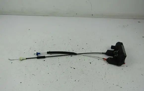 Opel Astra H Rear door lock 24414134