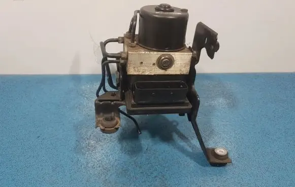 Opel Zafira B ABS Pump 13235025