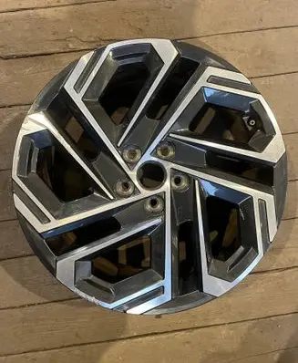 Hyundai Tucson IV NX4 R19 alloy rim 52910N7700