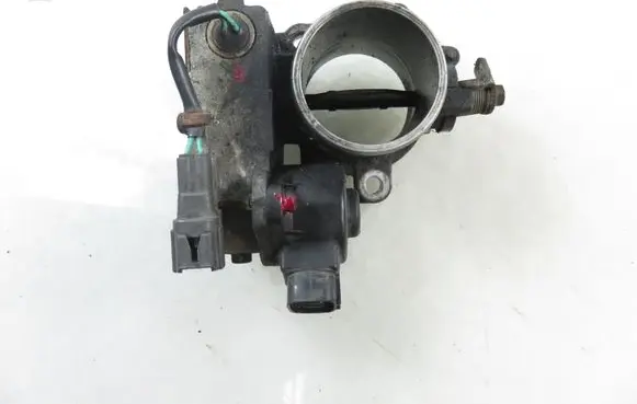 Toyota RAV 4 (XA20) Throttle body valve 270302J31
