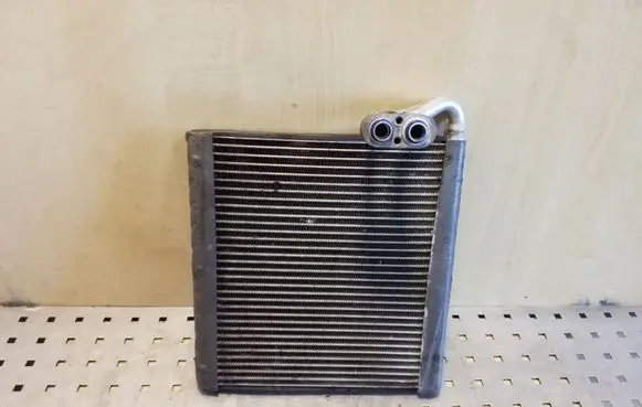 Air conditioning (A/C) radiator (interior)