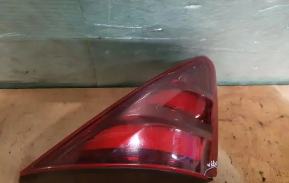 Peugeot 3008 I Tailgate rear/tail lights 9805511380