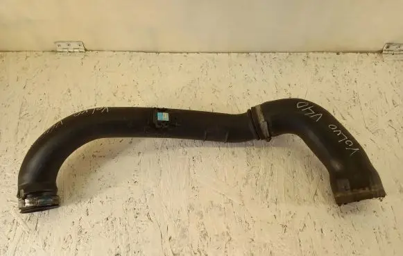 Volvo S40, V40 Intercooler hose/pipe 30620813 7821