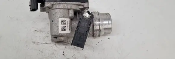 Nissan Juke I F15 Throttle valve 161A09287R