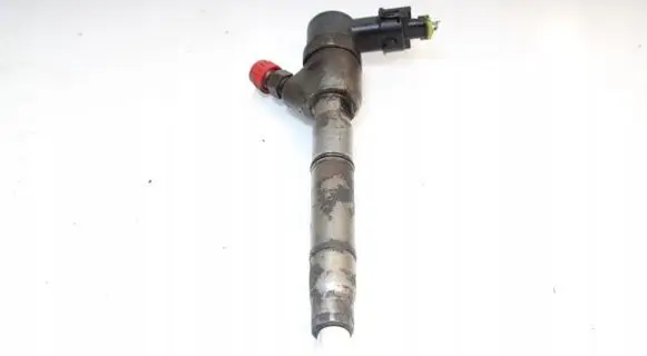 Fuel injector