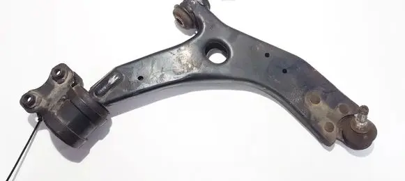 Ford Focus Front lower control arm/wishbone 944524