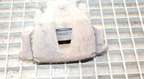 Ford Kuga I Front brake caliper