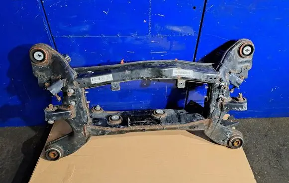 Maserati Ghibli Rear subframe 06700075690